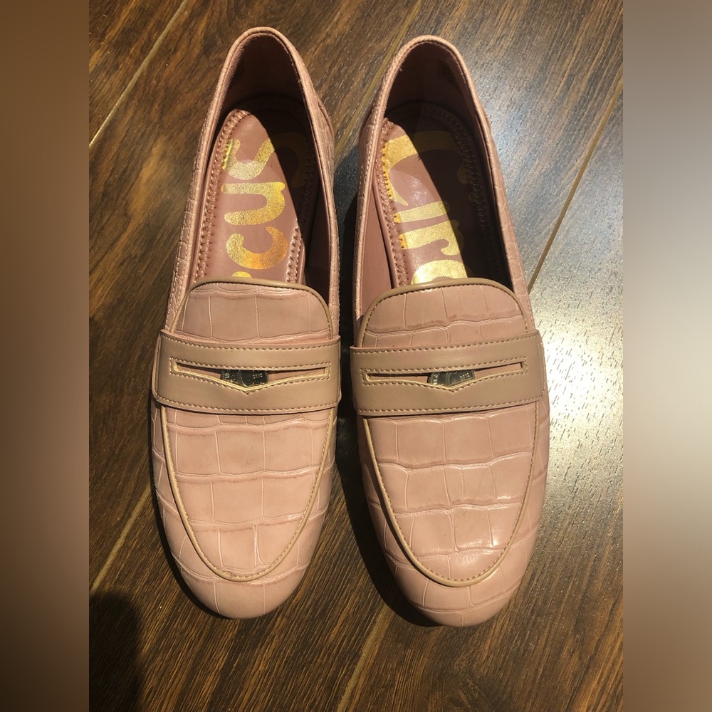 Brand new Circus by Sam Edelman Textured Penny Loafers size 6.5